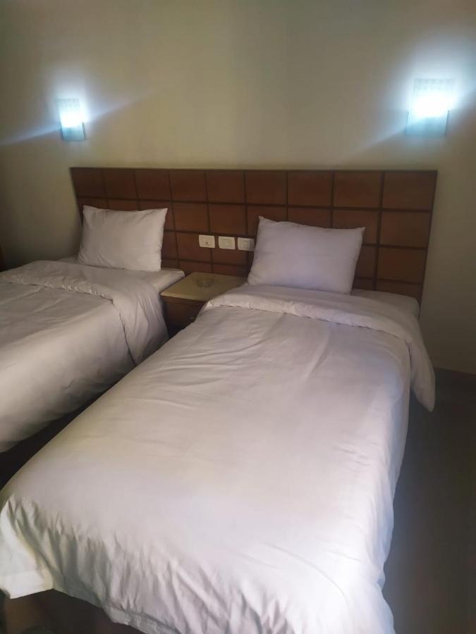 Regency Hotel ギーザ エクステリア 写真
